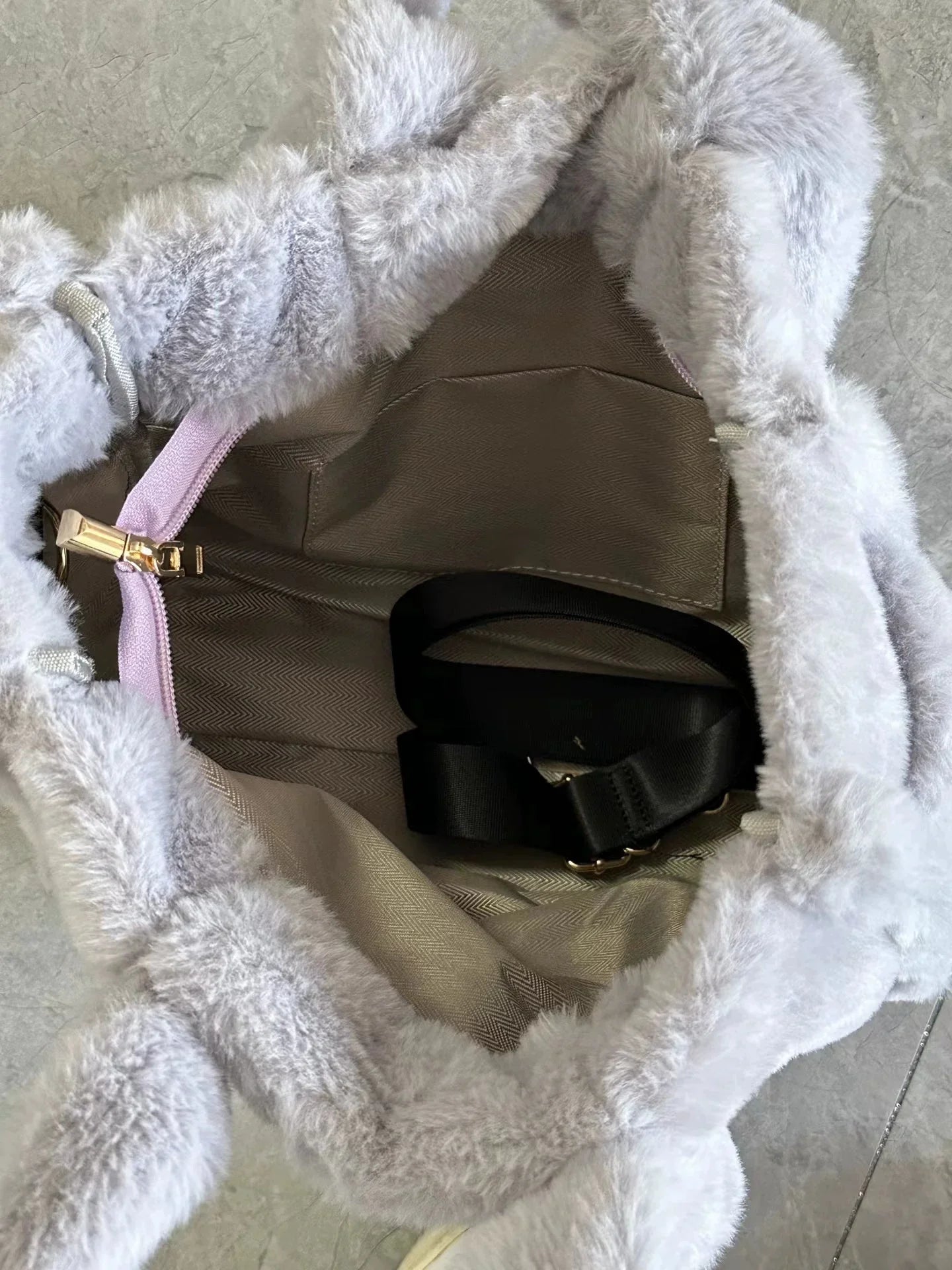 LaPose Fashion - Faux Fur Tote Bag - Bags, Handbags, Large Bags, Shoulder Bags, Tote Bags, Winter Edit