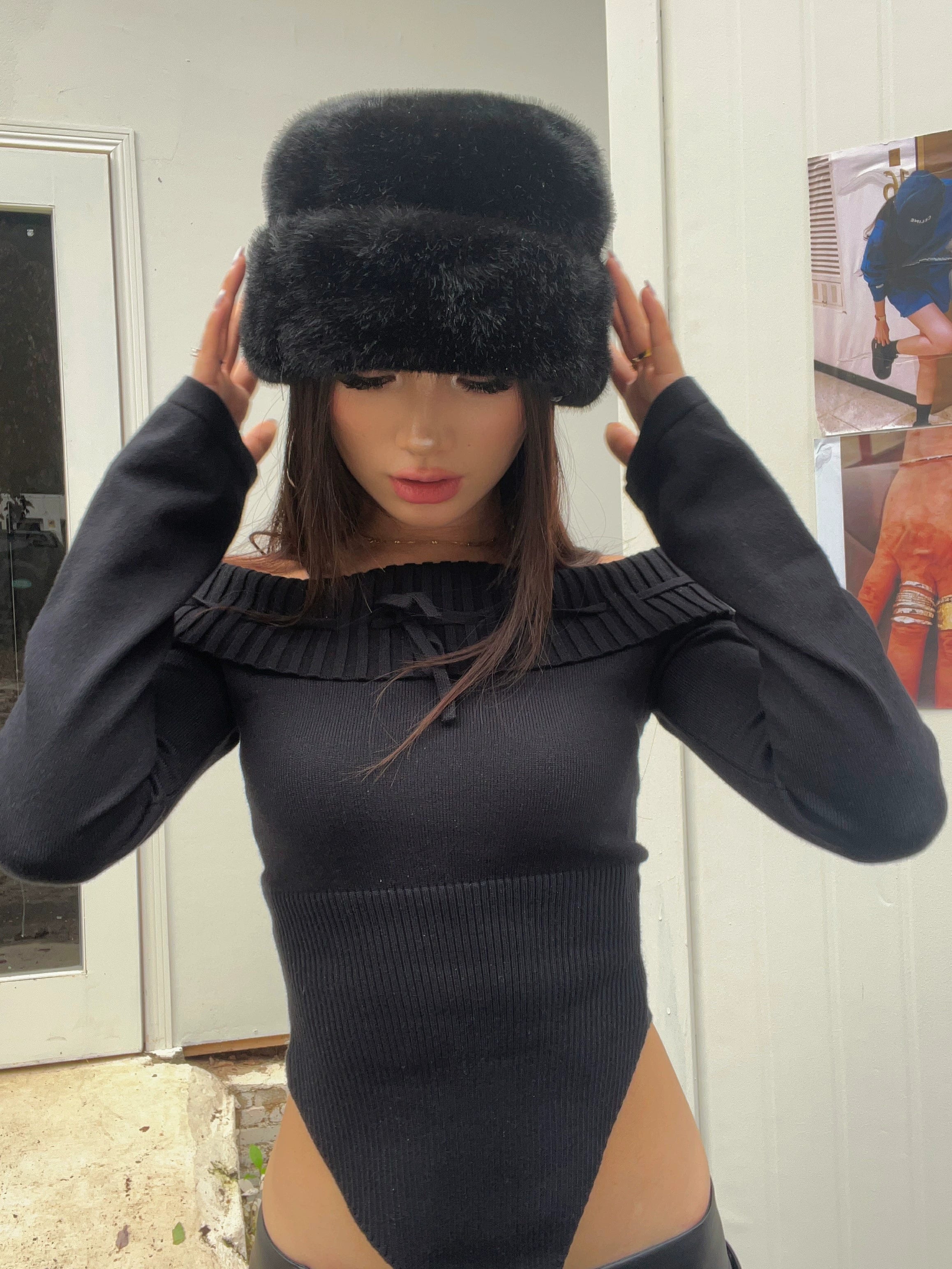 LaPose Fashion - Hanora Faux Fur Bucket Hat - Accesories, Hats, Puffer Hats, Winter Edit