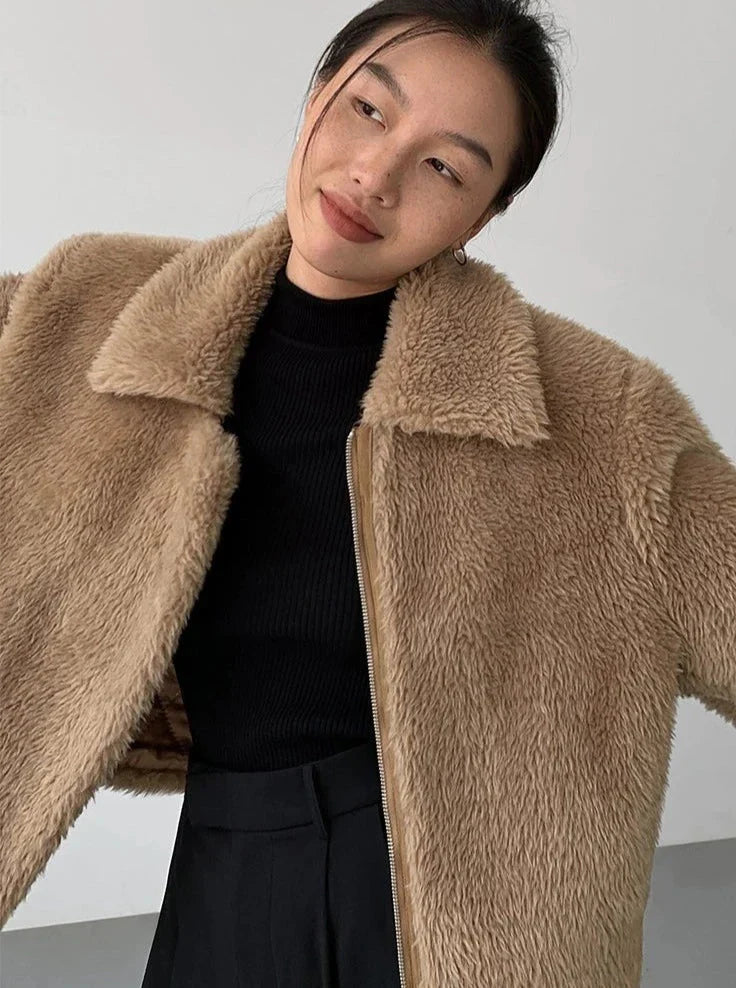 LaPose Fashion - Maelle Fur Coat - Coats & Jackets, Fall-Winter 23, Jackets, Oversize Jacket, Puffer Jacket, Winter Edit