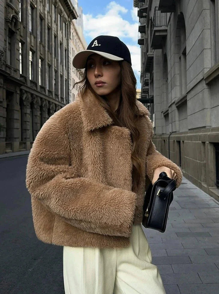 LaPose Fashion - Maelle Fur Coat - Coats & Jackets, Fall-Winter 23, Jackets, Oversize Jacket, Puffer Jacket, Winter Edit