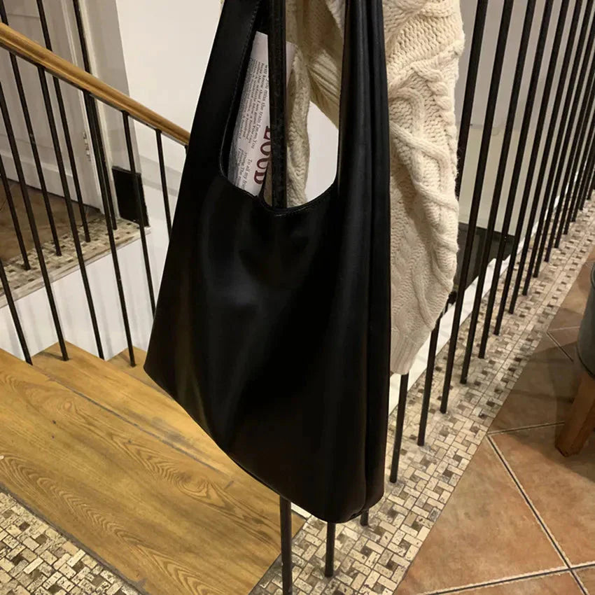 LaPose Fashion - Norie Leather Shoulder Bag - Bags, Fall-Winter 23, Leather Bags, Shoulder Bags