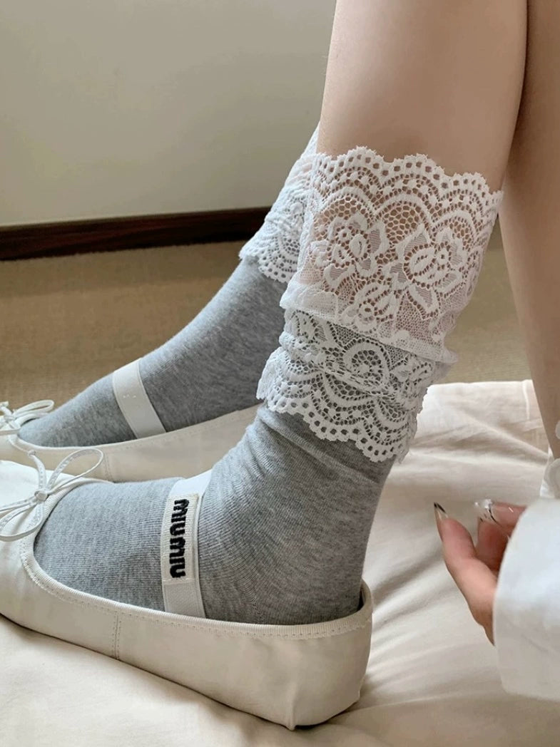 Aralyn Lace Trim Socks - Gray [A2KI6JRN]