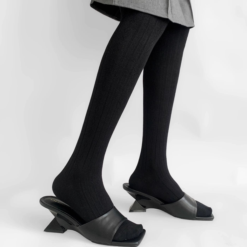 Analee Diamond Patterned Tights - Black [N3O0FT7N]