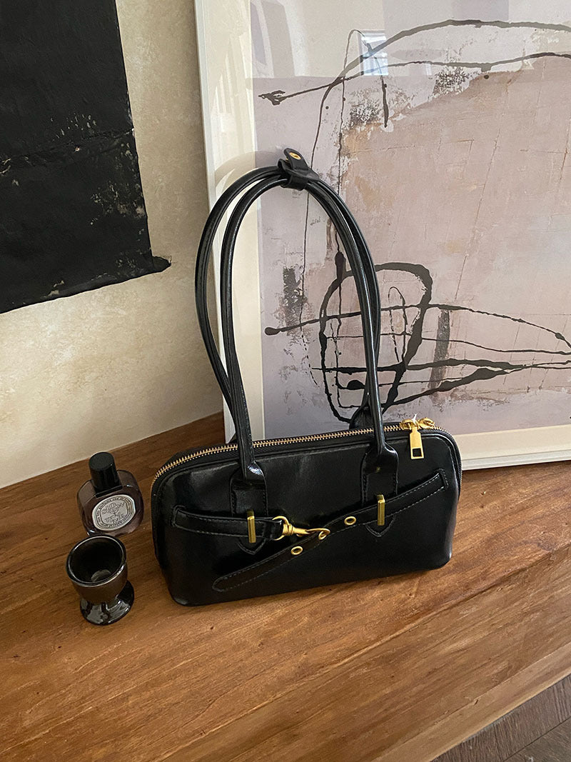 Israa Structured Flap Bag - Black [35K4AUWQ]
