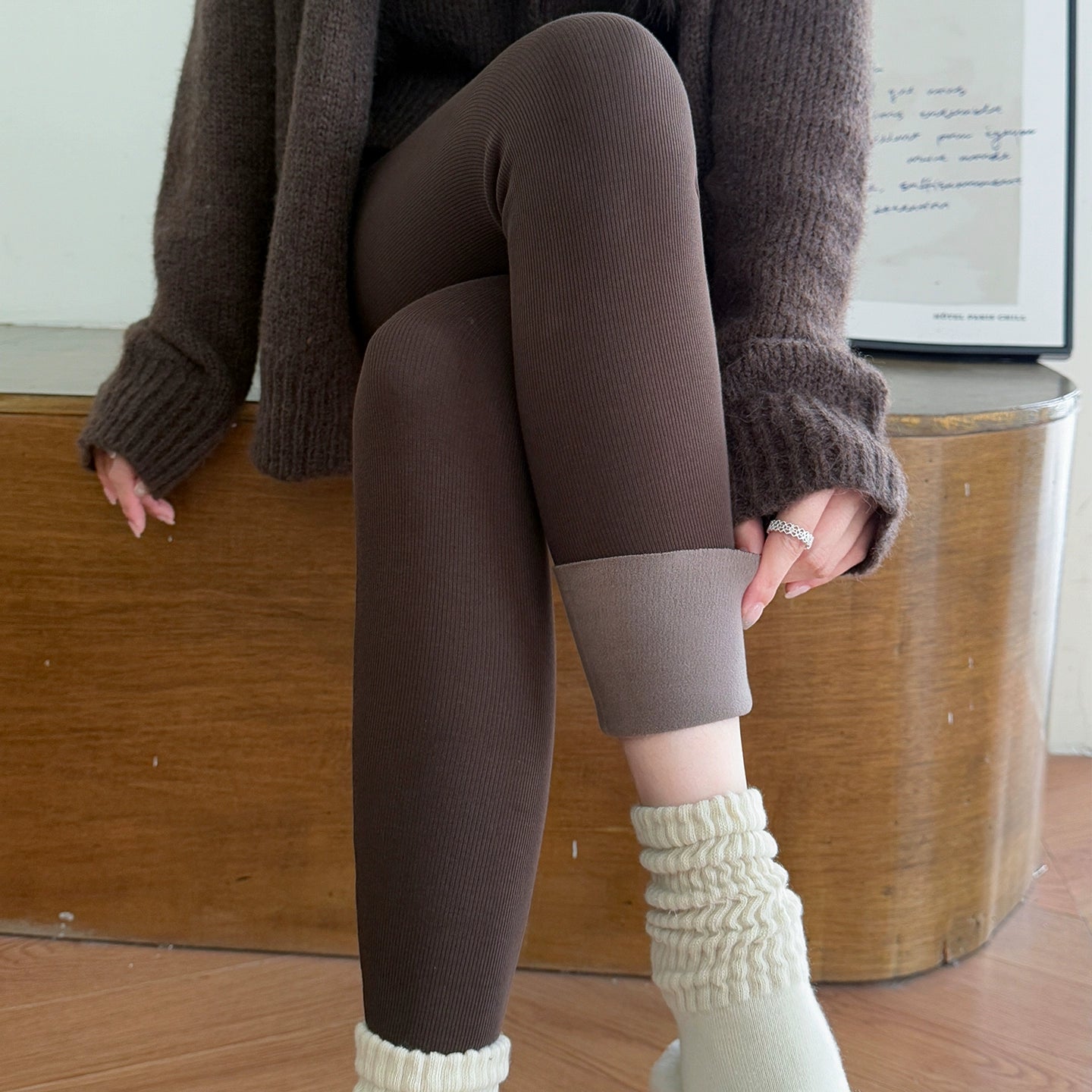 Lanie Ribbed Thermal Leggings - Dark Brew Coffee Thin Fleece [VFX06ND0]