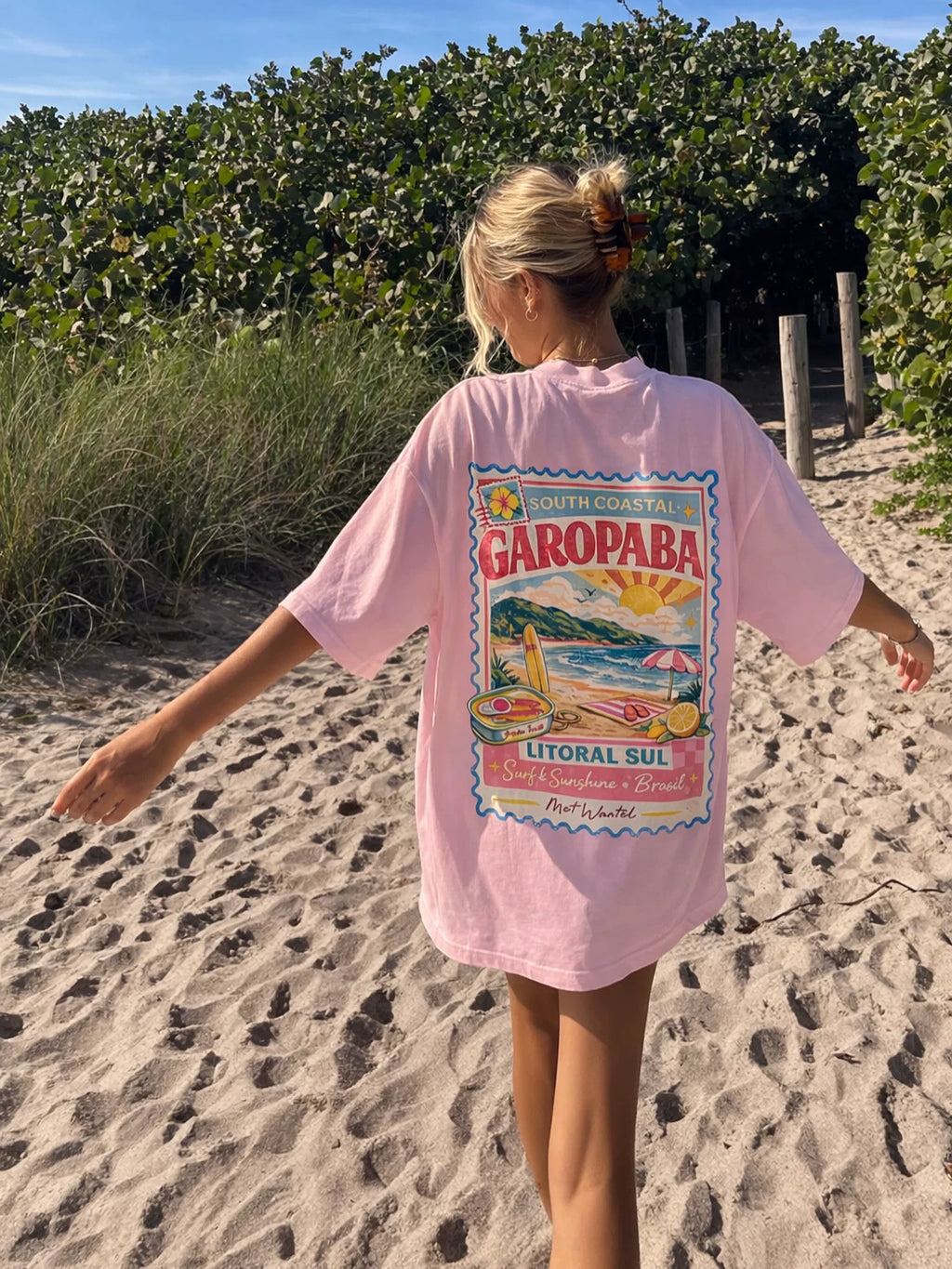 LaPose - Wren Oversized Vintage Graphic T-Shirt - Pink Color