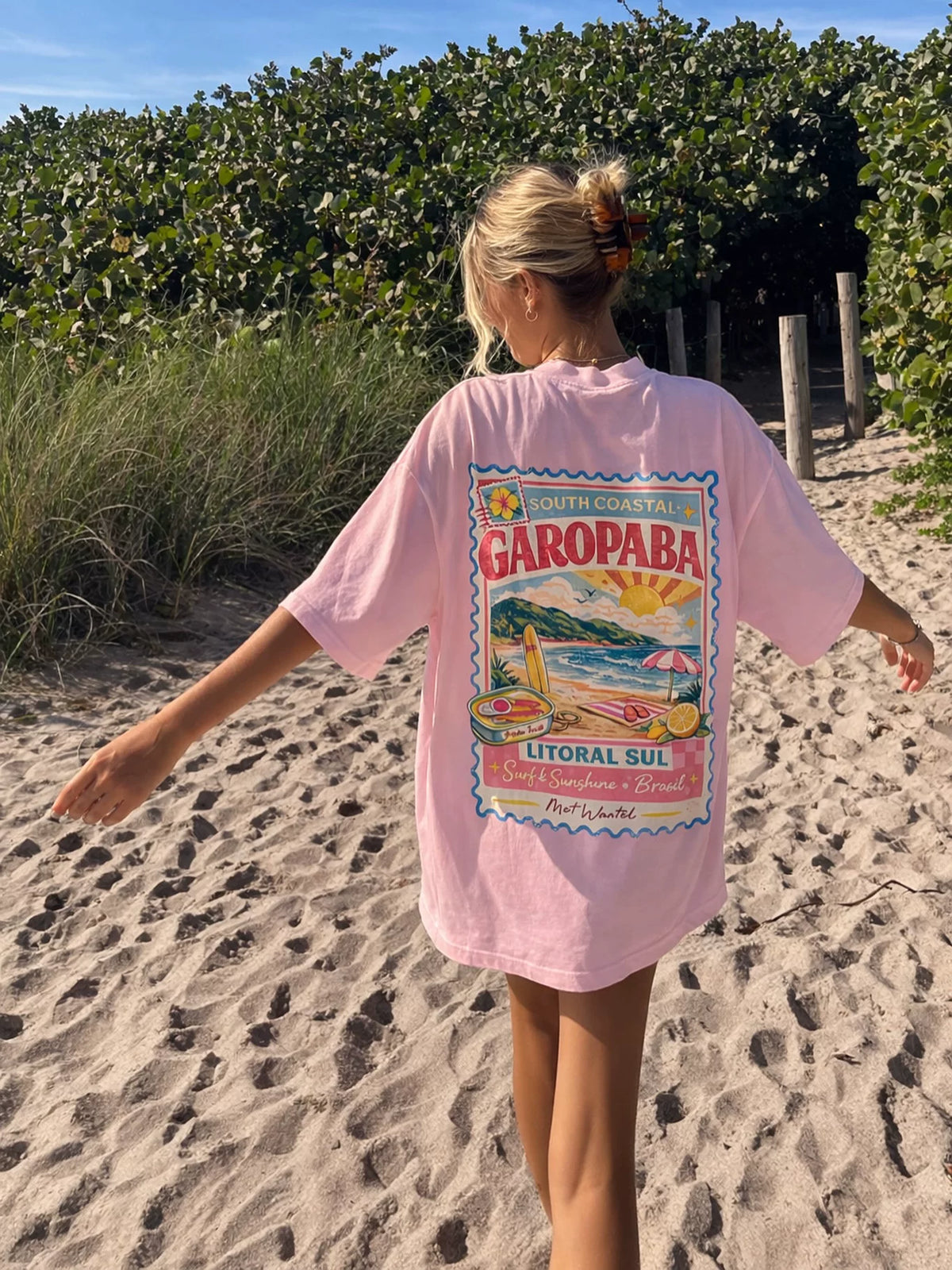 LaPose - Wren Oversized Vintage Graphic T-Shirt - Pink Color