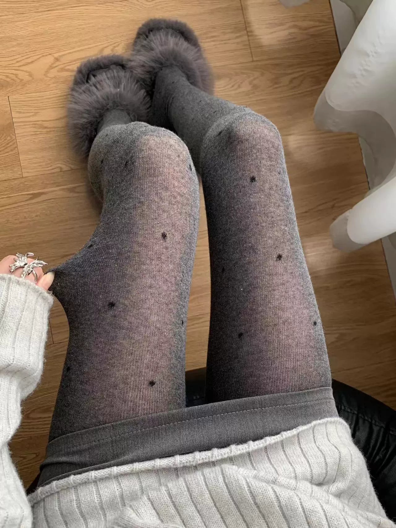 America Flawless Sheer Tights - Polka Dot Dark Gray [XGHQRKE0]