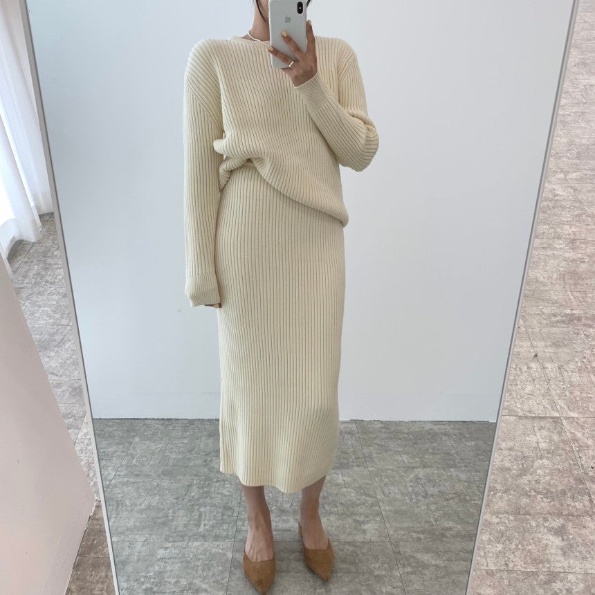 【THE MOZZ】Stan Warmer Knit Setup Skirt Stargayzing Midi Skirt – Maya Kern UK