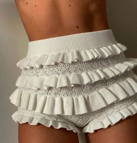 LaPose Fashion - Tahlia Ruffle Short - Clean Girl, Fall-Winter 23, Ruffle Shorts, Shorts