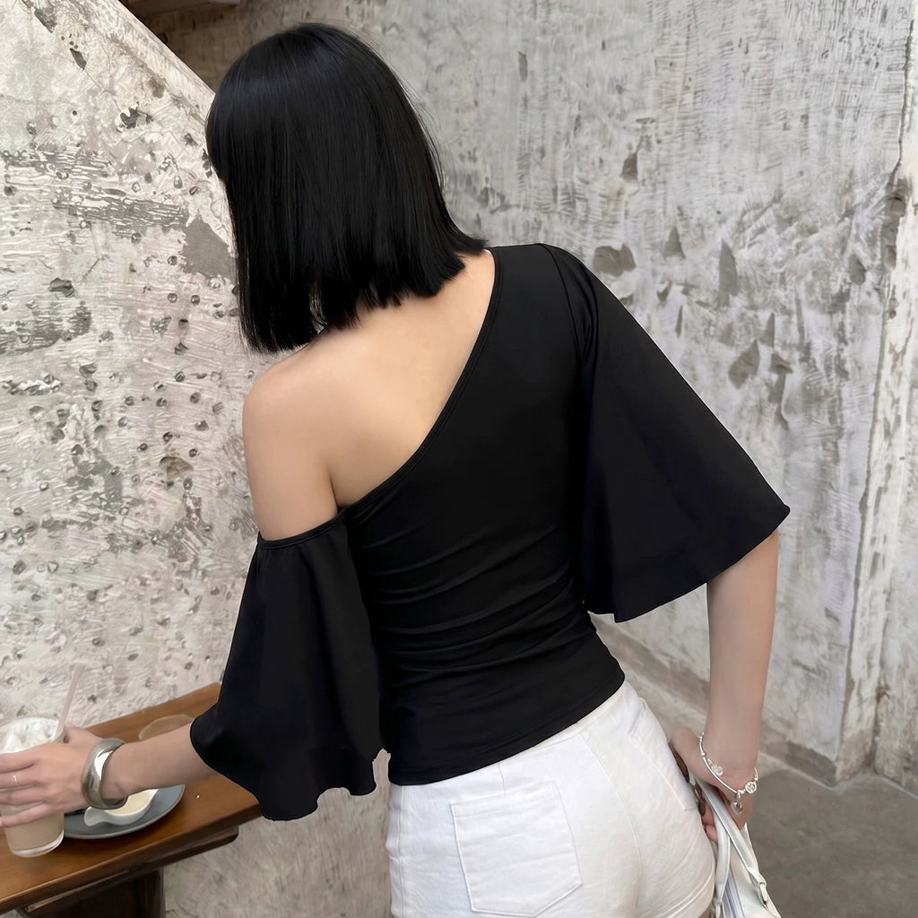 Aaliyah One Shoulder Ruched Top