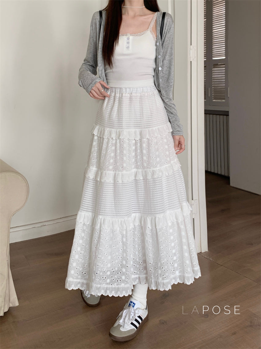 Aaralyn Tiered Lace Midi Skirt [GEARQCDN]