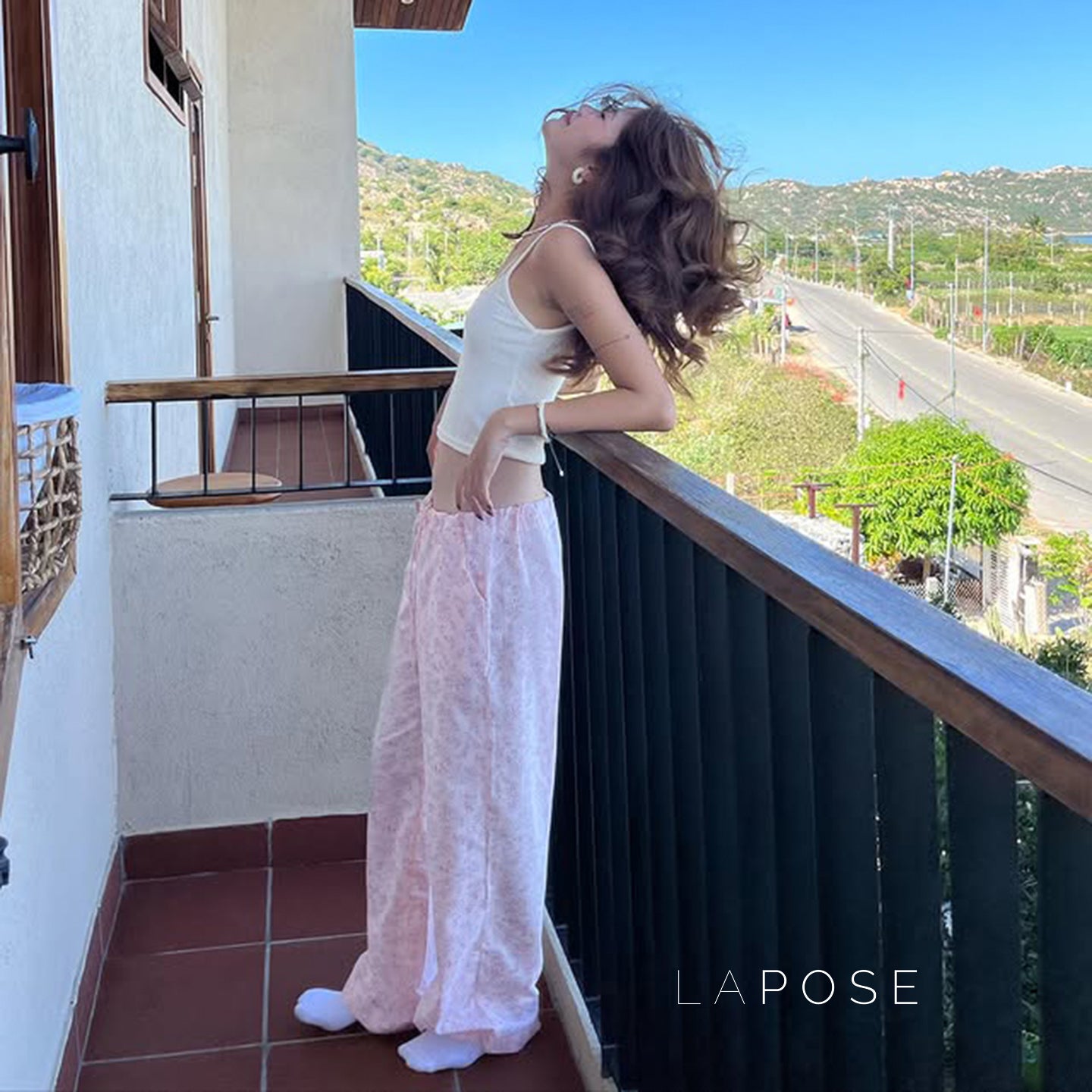 Aella Sweet Floral Lounge Pants