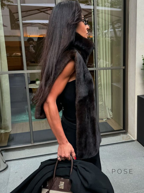 Aleiyah Faux Fur Vest [MYG9FWQ2]