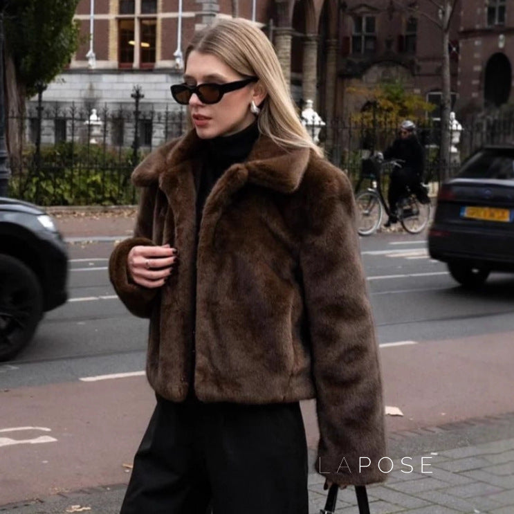 Alexia Faux Fur Coat [FMVKGZJX]