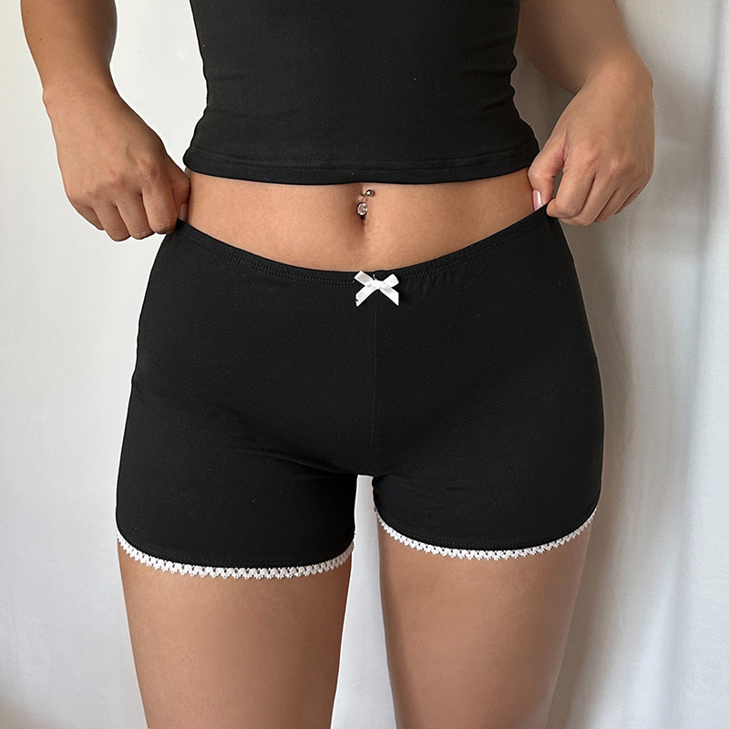 Aleyah Lace Trim Shorts [0CFP4OQB]