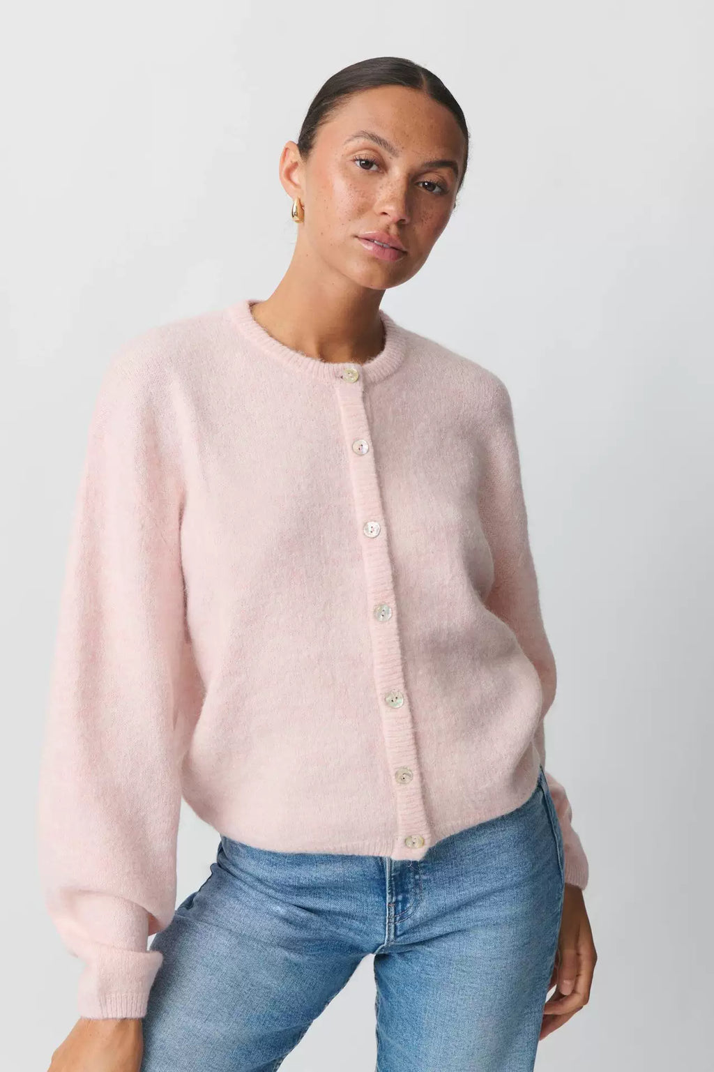 LaPose - Alynna Soft Knit Button Cardigan - Pink Color