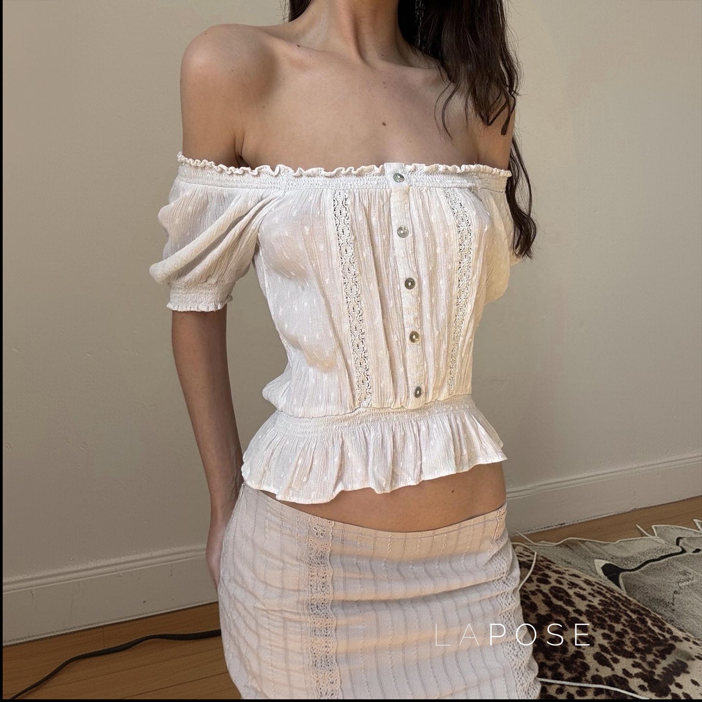 Ameliana Off Shoulder Crop Top