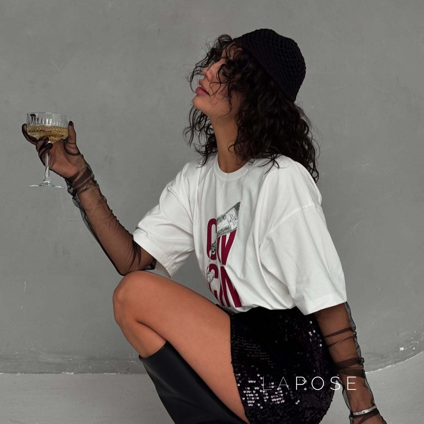 Amera Graphic Crewneck Tee [ZYPVIIGS]