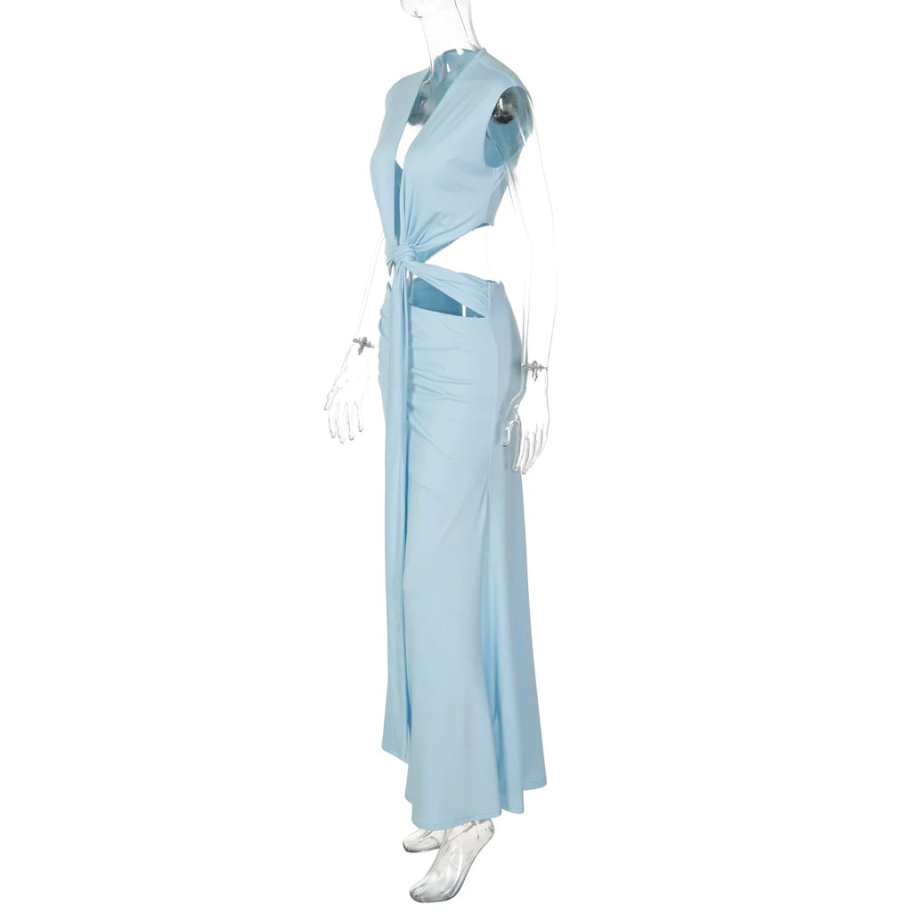 LaPose - Amiya Knot Cut-Out Maxi Dress