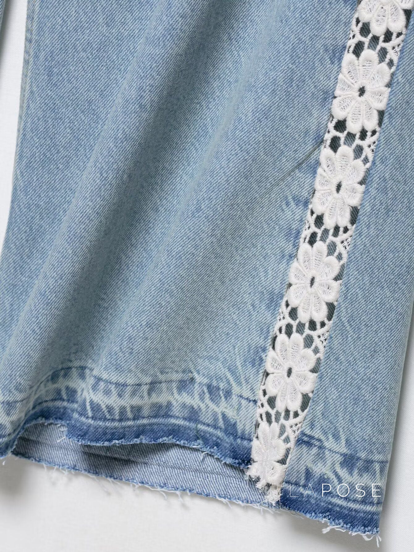 Anaisha Crochet Patch Wide-Leg Jeans [2AYSQP8E]