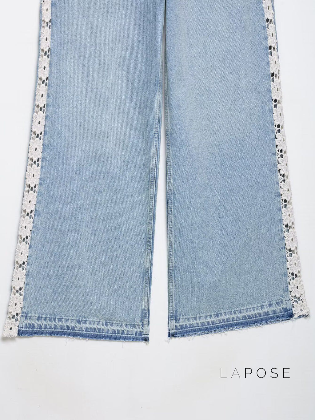 Anaisha Crochet Patch Wide-Leg Jeans [6W3AOEAQ]