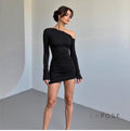 Analisa Off Shoulder Pleated Dress [SQFBJXGE]