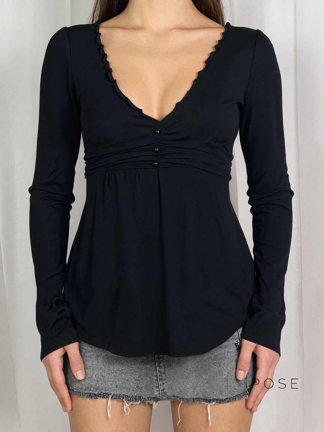 Analy Ruched V-Neck Long Sleeve Top [WDDPDG48]