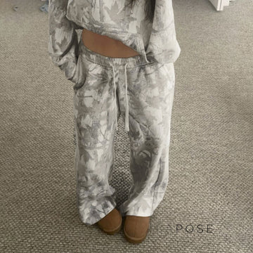 Armoni Camo Wide-Leg Sweatpants [L208CPF1]