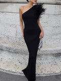 Aryana Feather One-Shoulder Gown [9P1PS58S]