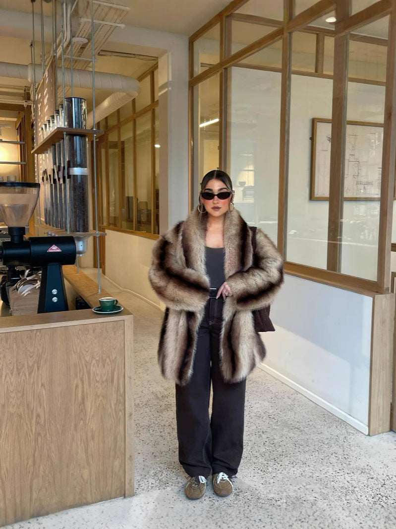 Asma Striped Faux Fur Coat [2ITZCH0R]