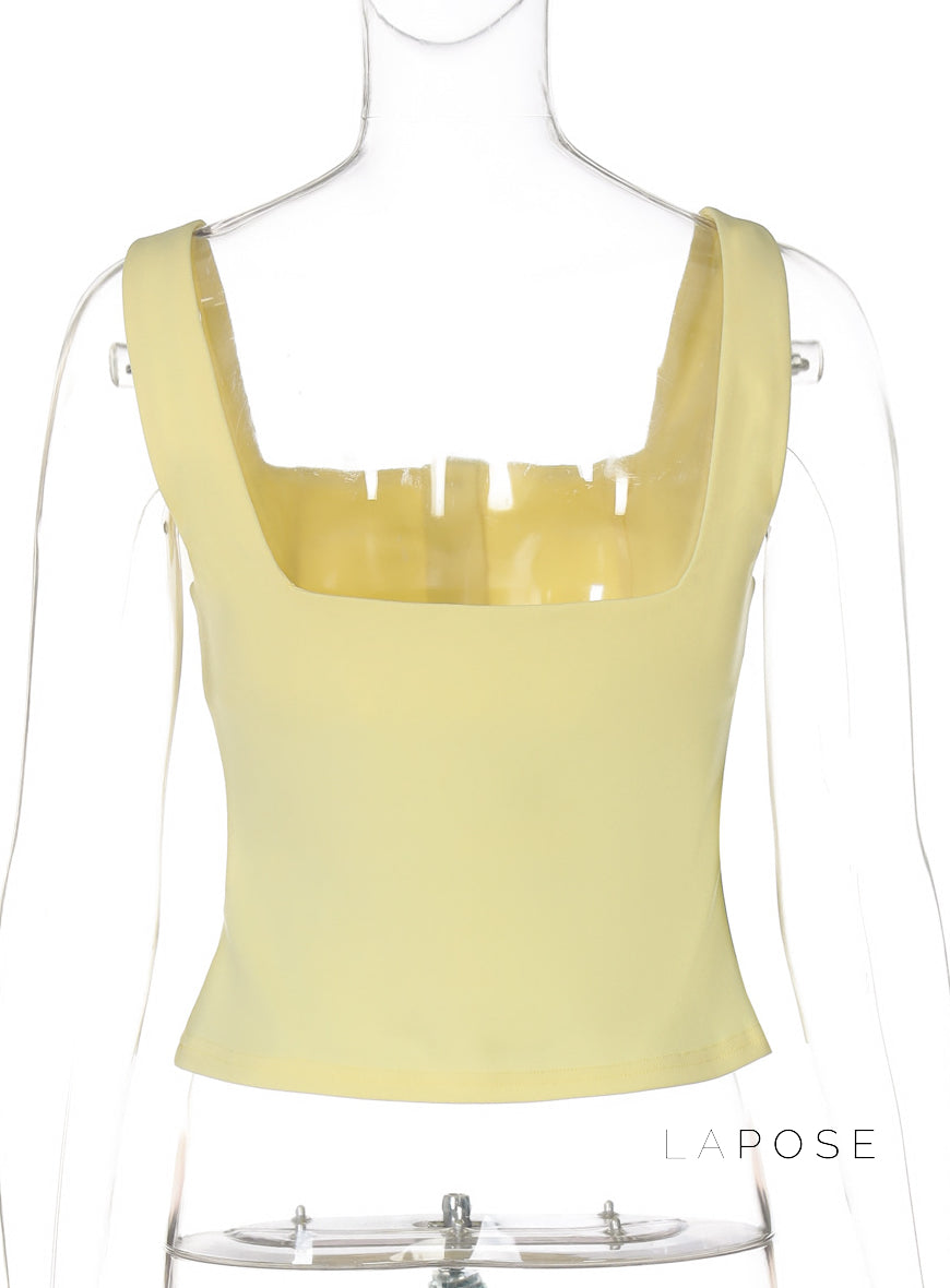 Aubri Buttoned Strap Vest [L9D9ZRCK]