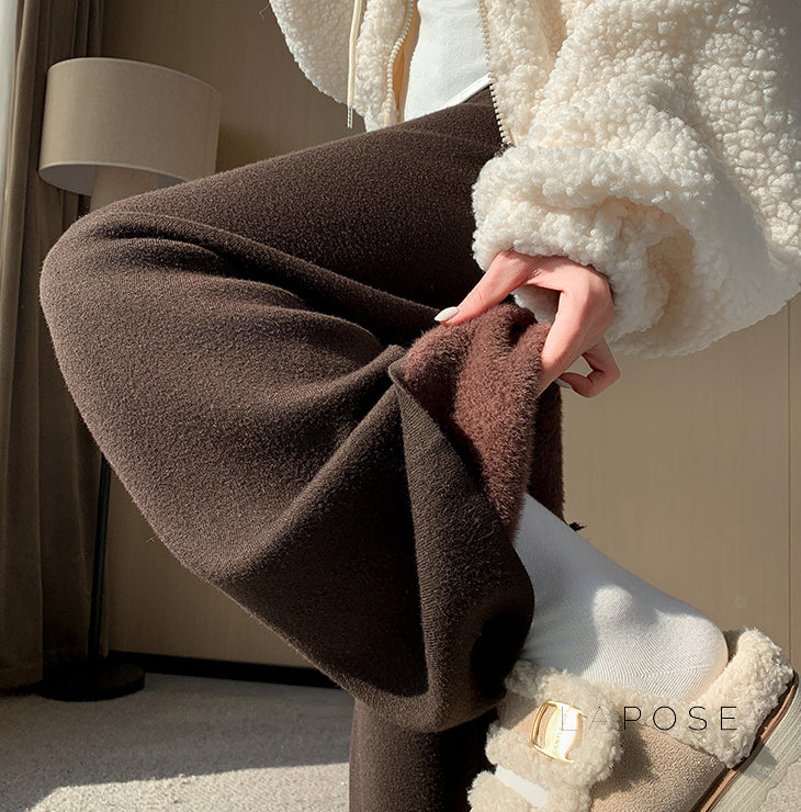 Avarie Cozy Wide-Leg Pants [00DS9260]