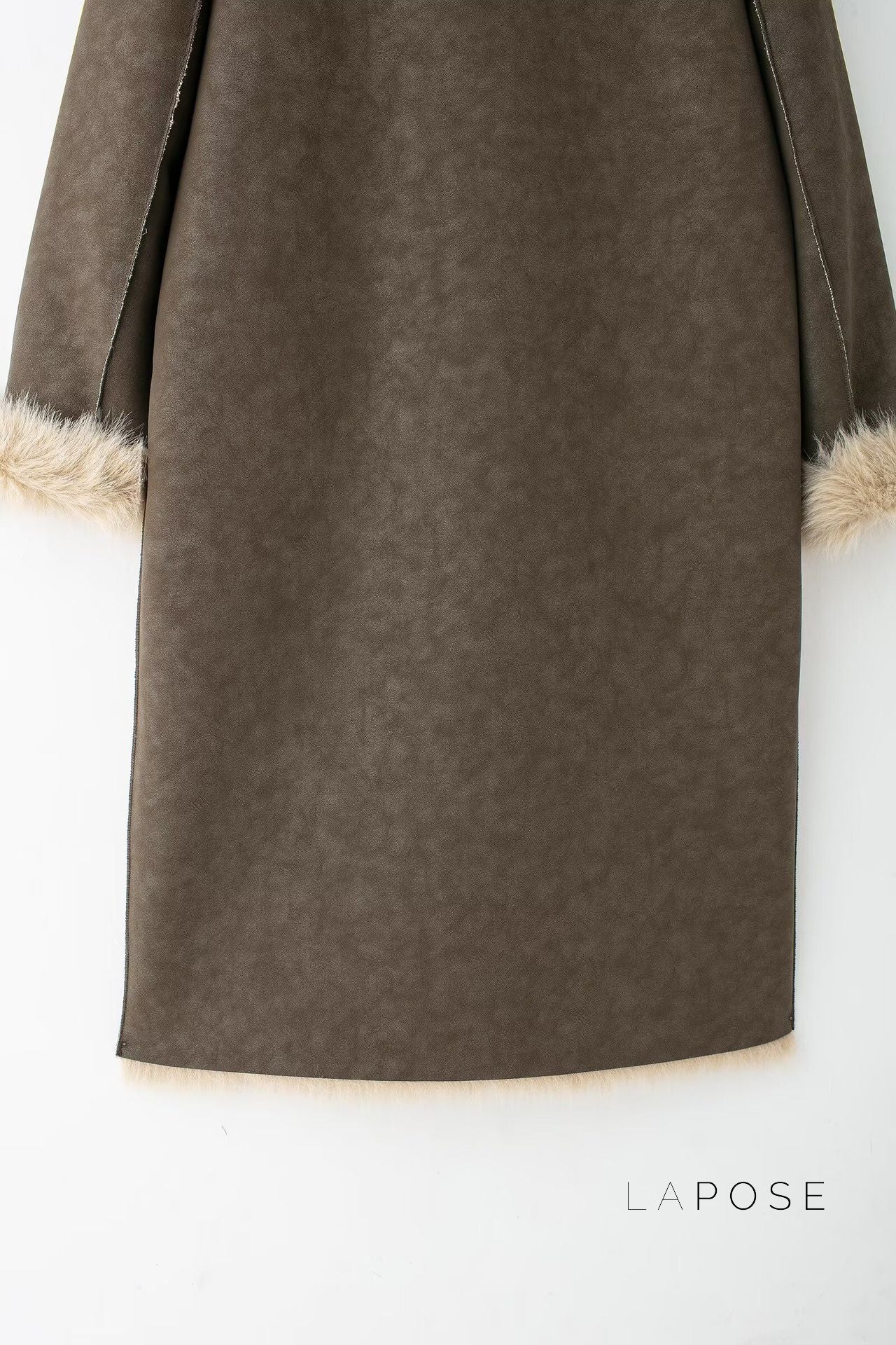 Azlyn Reversible Faux Fur Coat [WQR83PKJ]
