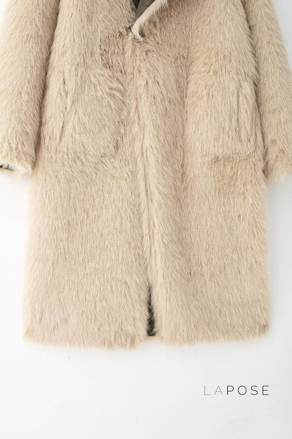 Azlyn Reversible Faux Fur Coat [M0MXKALV]