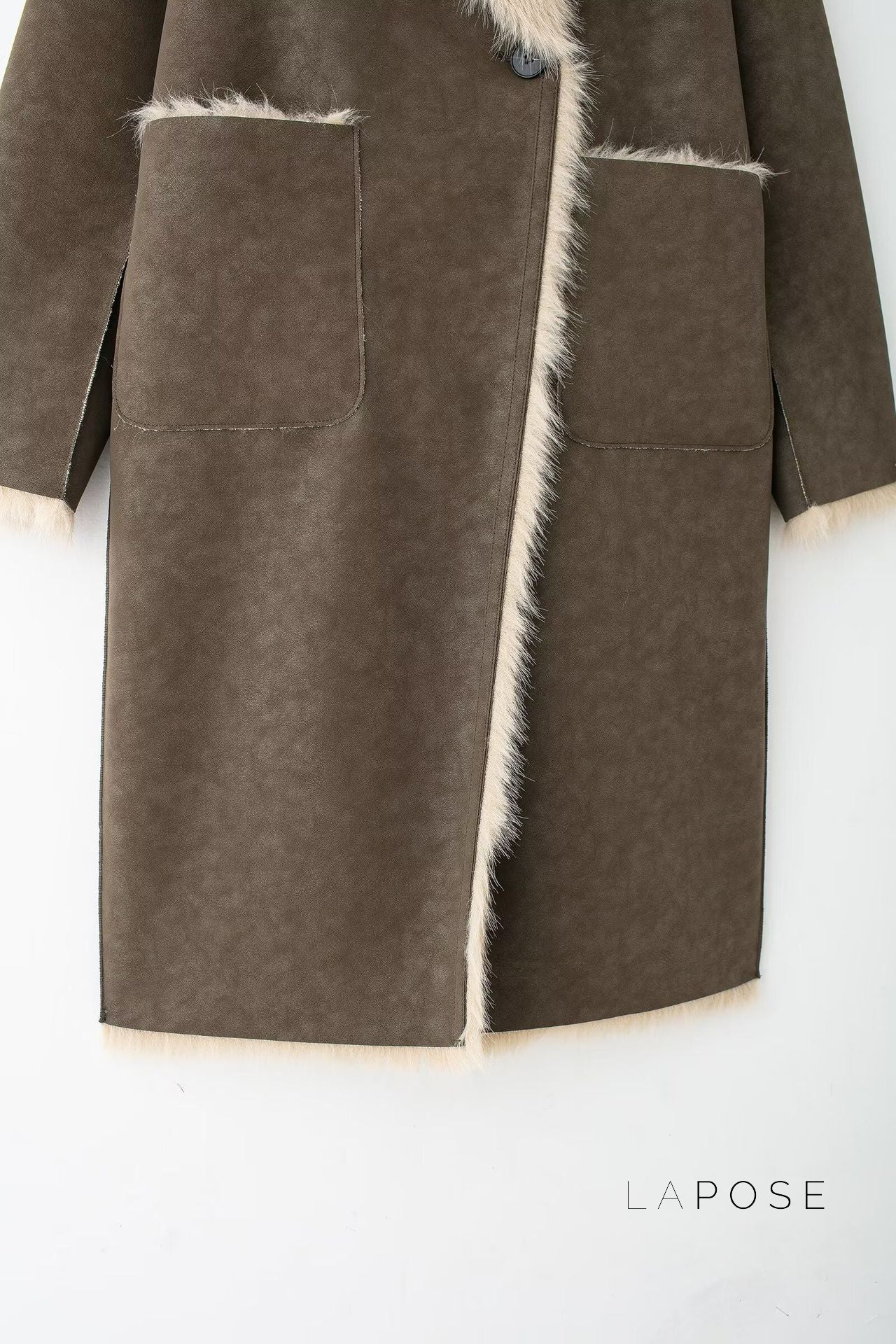 Azlyn Reversible Faux Fur Coat [XZHV6OZX]