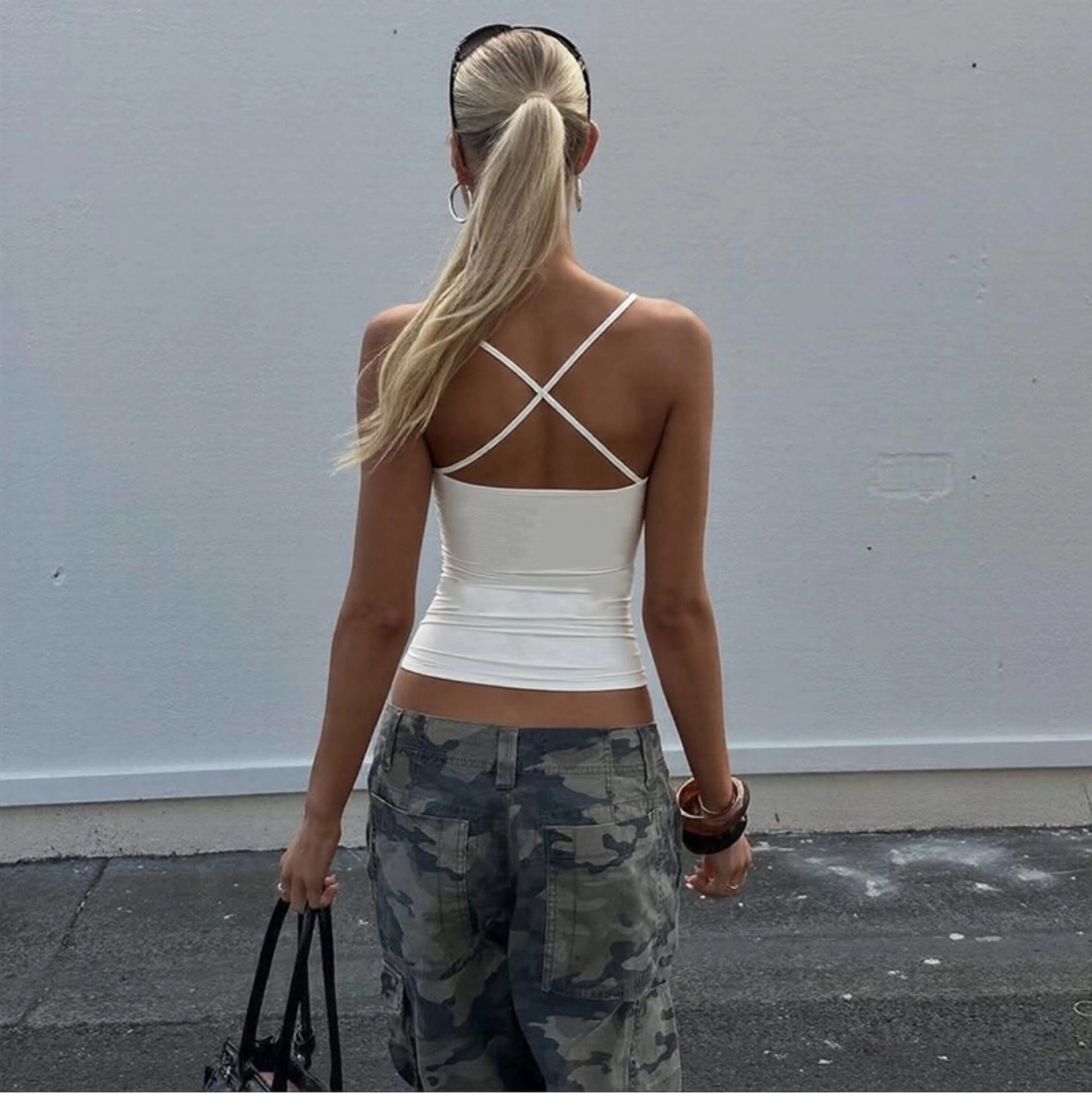 Backless U-Neck Camisole Top [TISED0KP]