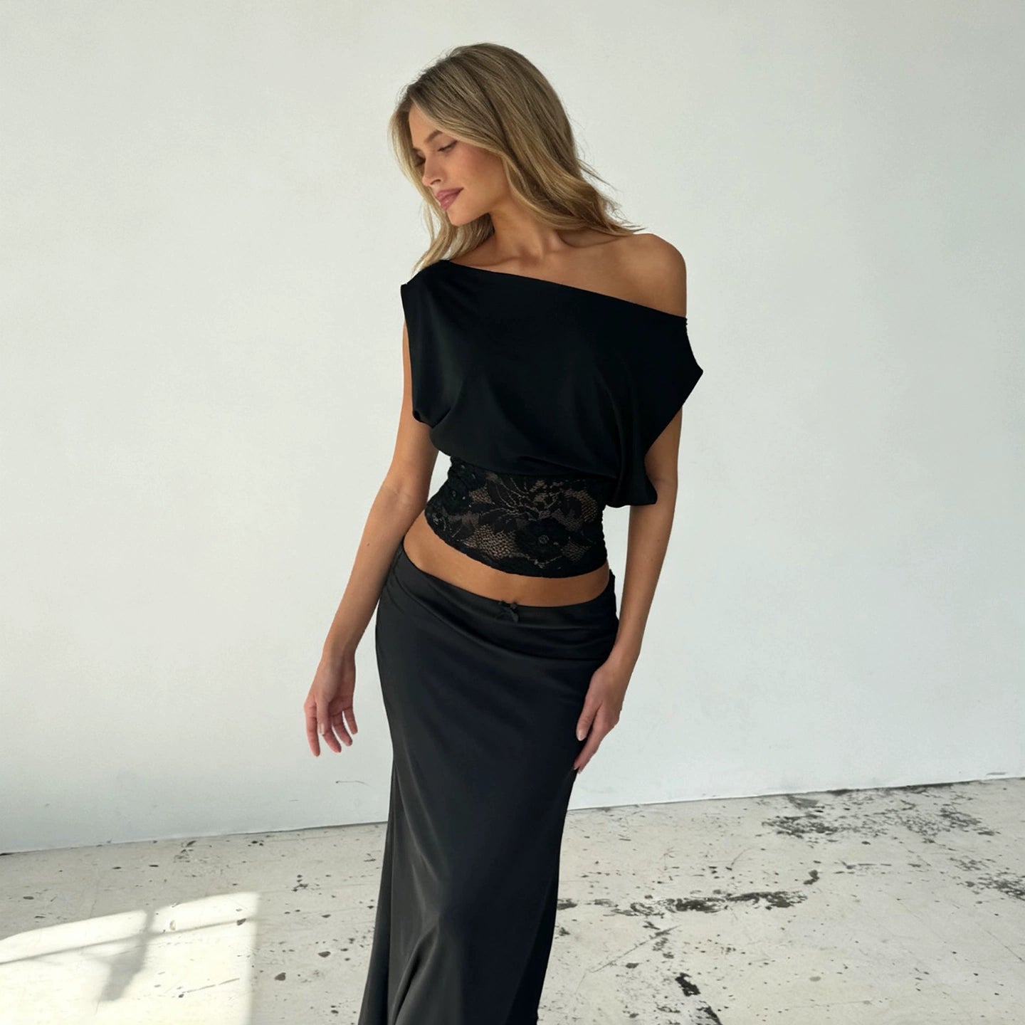 LaPose - Bayley One Shoulder Lace Top