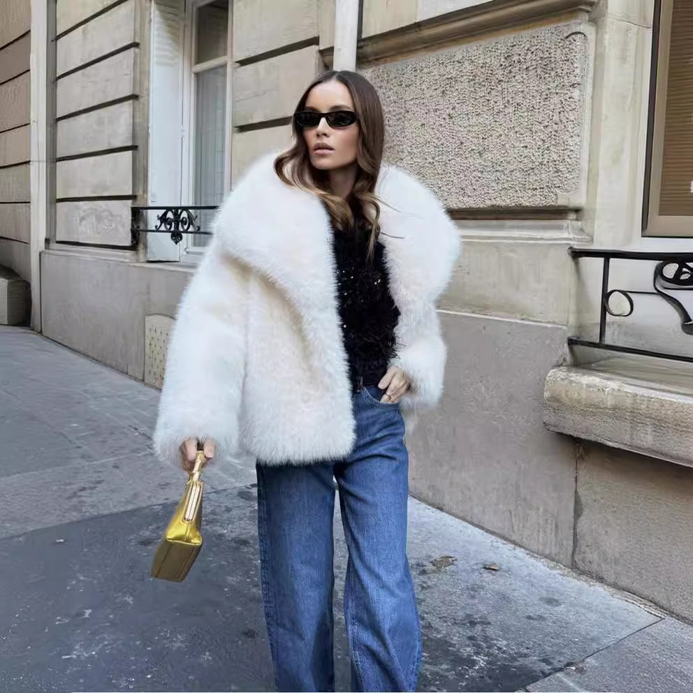 Brisa Plush Faux Fur Coat [4TIUOAOE]