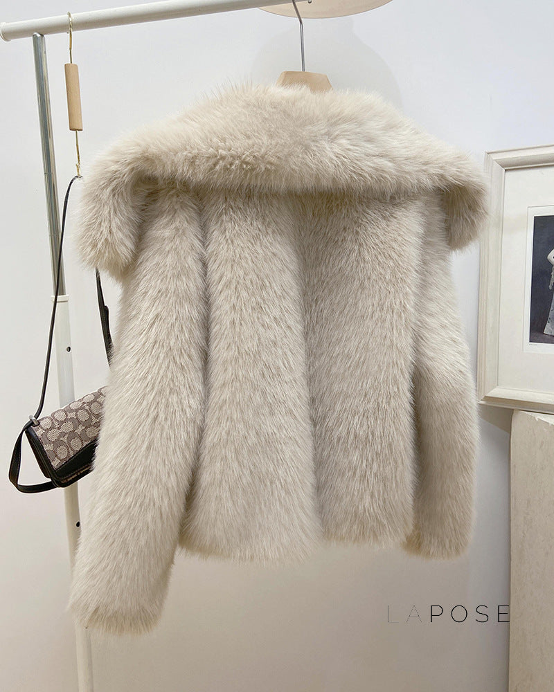 Brisa Plush Faux Fur Coat [BN167YVQ]