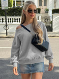 Brookelynn Off Shoulder Sweatshirt [NY4FP8M4]