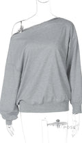 Brookelynn Off Shoulder Sweatshirt [UDNUE2B2]