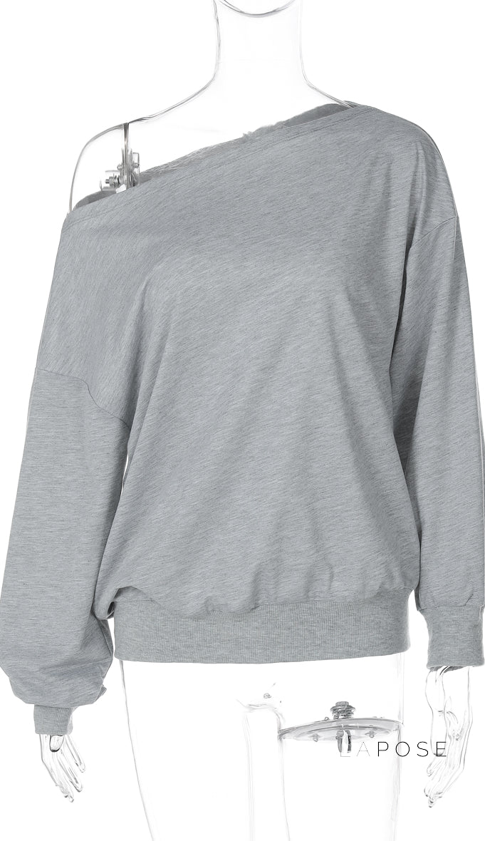 Brookelynn Off Shoulder Sweatshirt [UDNUE2B2]