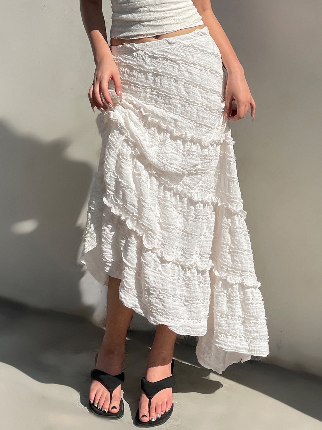 Bryn Ruffle Asymmetric Maxi Skirt [P9M5GK83]