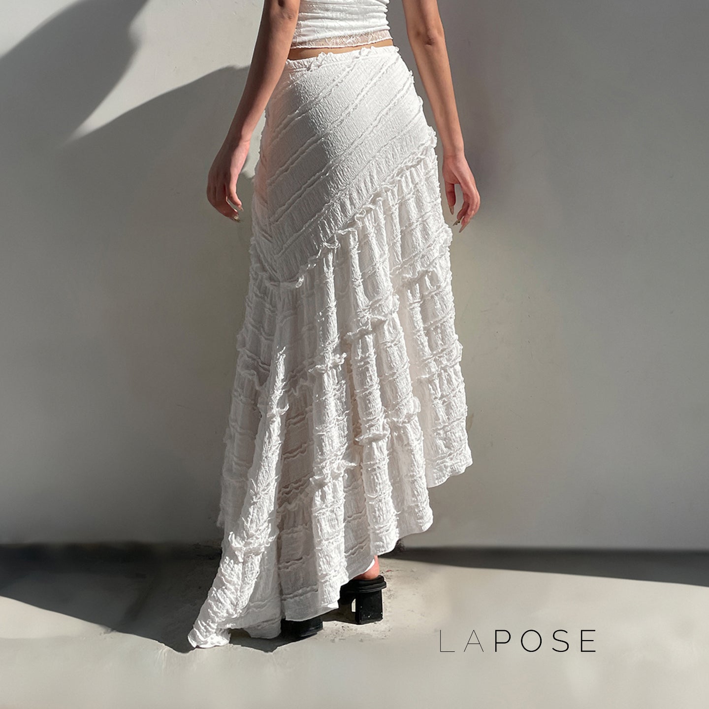 Bryn Ruffle Asymmetric Maxi Skirt [LCPG93KY]