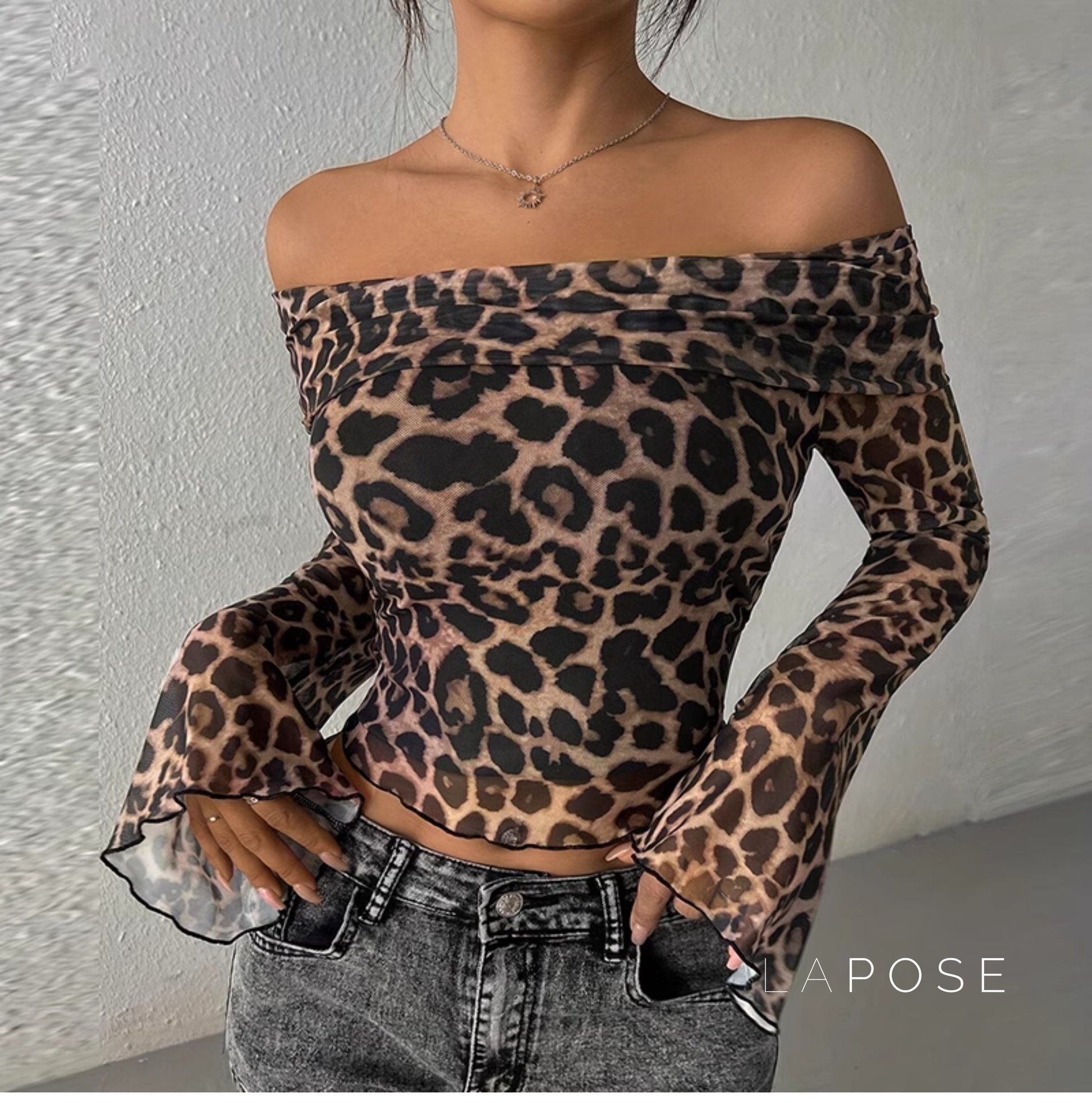 Cambree Leopard Mesh Off-Shoulder Top [HJ585YHU]