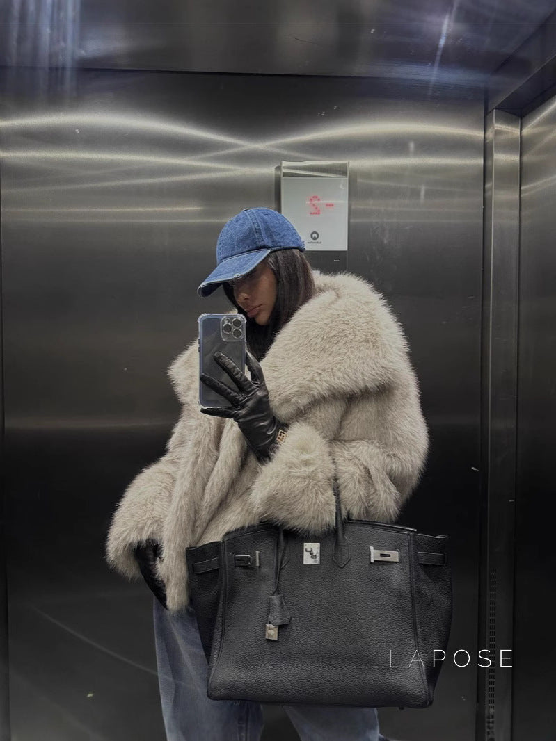 Carrigan Faux Fur Coat [ZEFF6OWH]