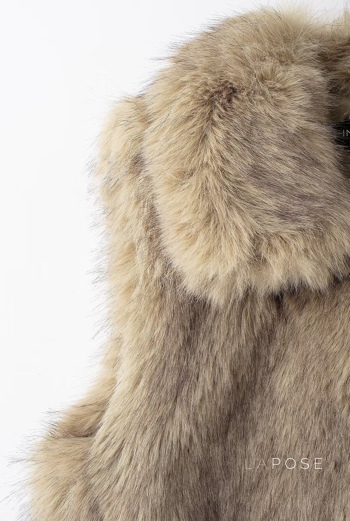 Corbin Faux Fur Lapel Vest [DBSR1B9W]