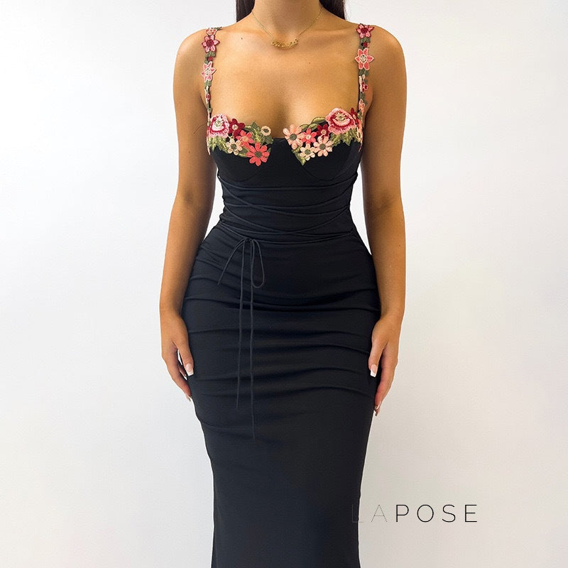 Corrine Floral Embroidered Maxi Dress [12ESETBY]