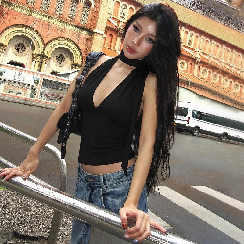 Deep V Backless Halter Top [T8NH8FRN]